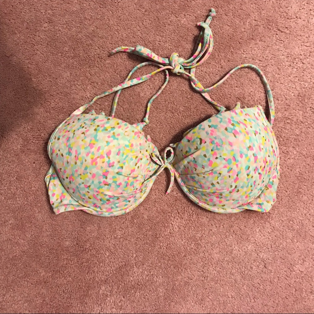 Patterned bathing suit